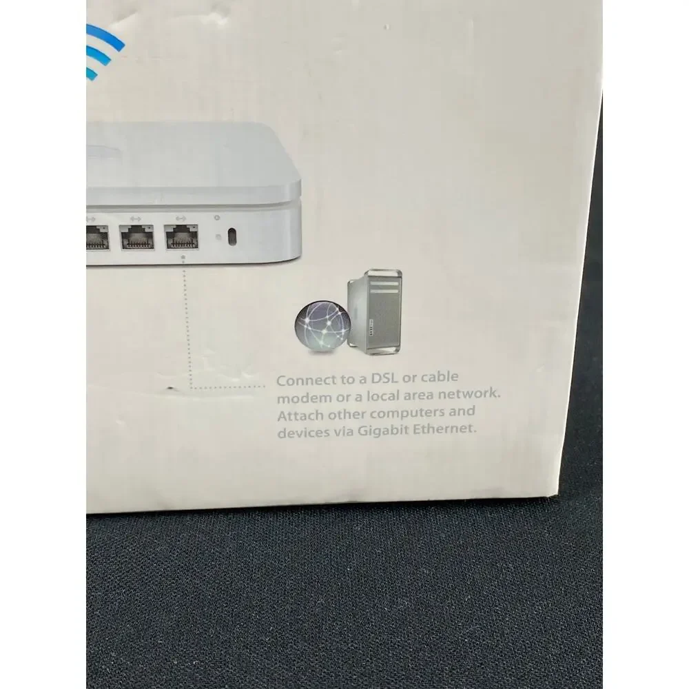 Apple AirPort EXTREME WIFI Router A1408 80211N White